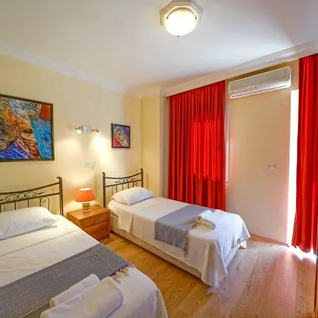 Picus Apartman